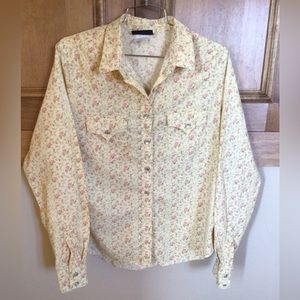 Women’s Roughrider calico pearl button western shirt